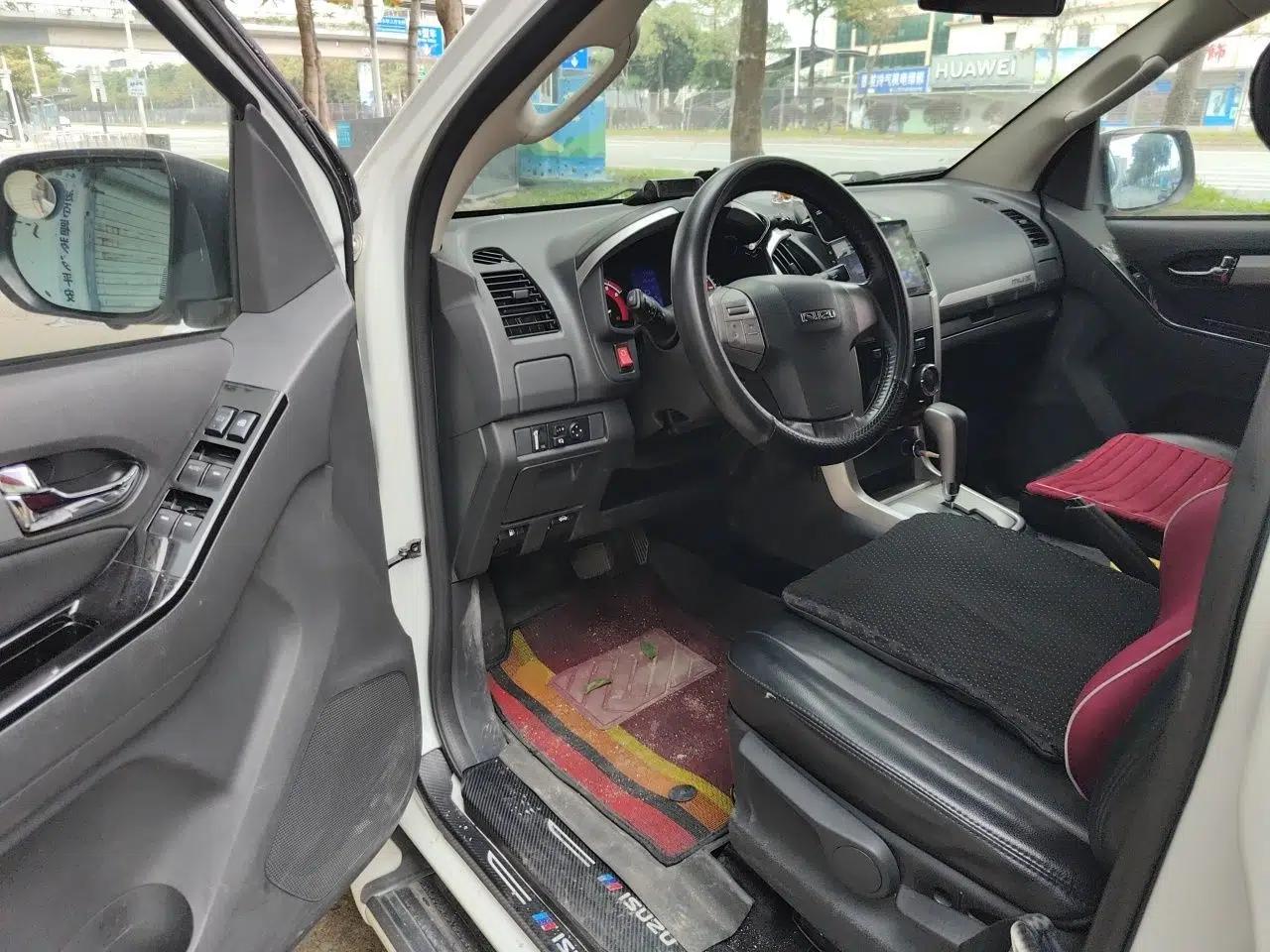 Isuzu mu-X 2017 3.0T Two-Wheel Drive Automatic Comfort Edition 7 Seats China V Emission Standard — миниатюра 17
