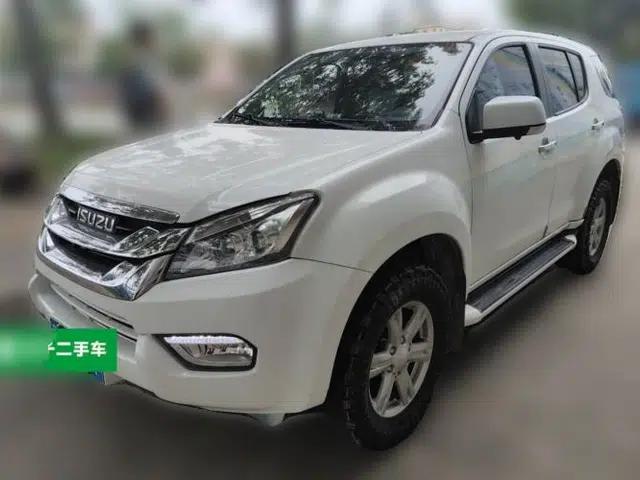 Isuzu mu-X 2017 3.0T Two-Wheel Drive Automatic Comfort Edition 7 Seats China V Emission Standard