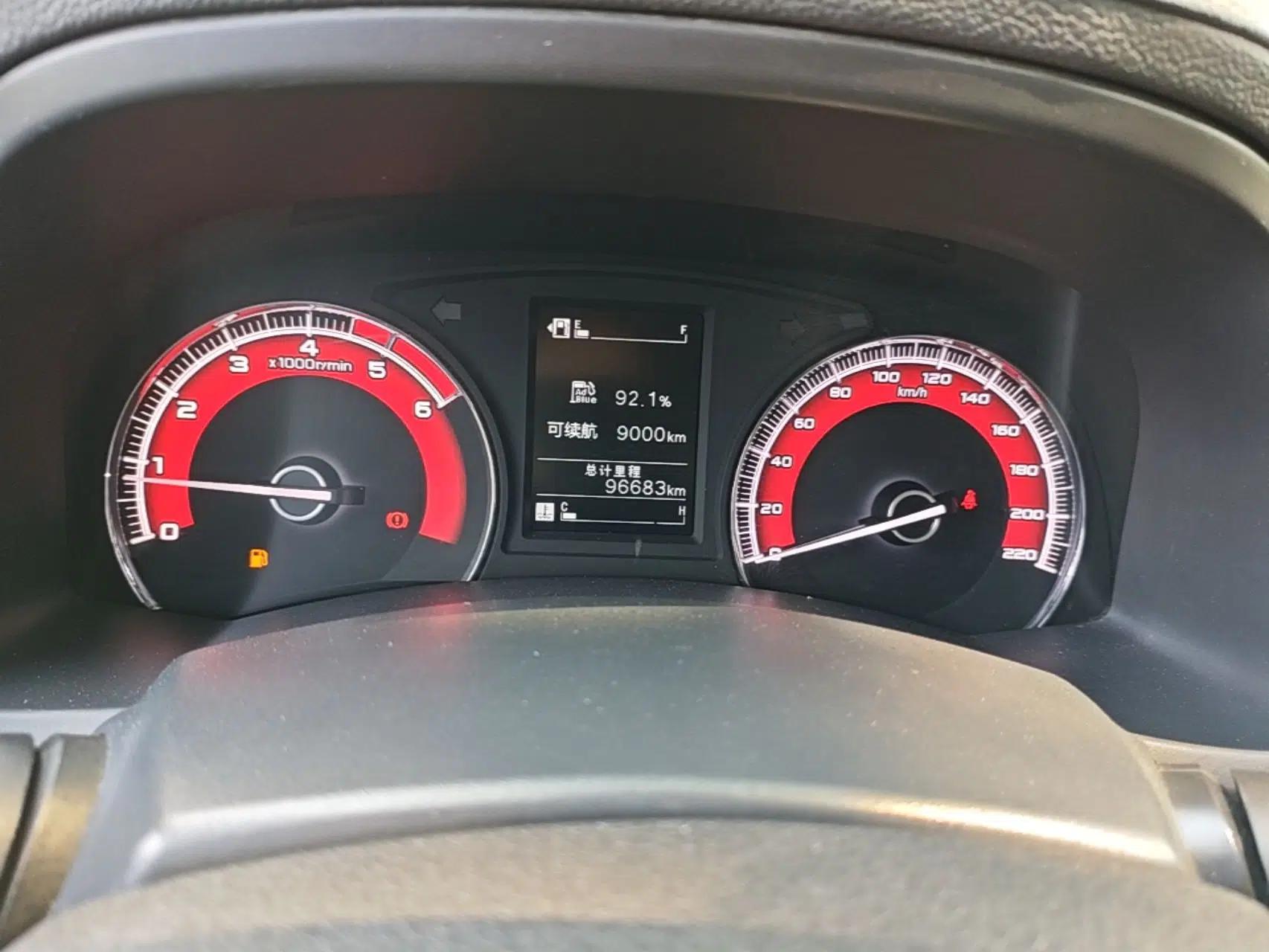 Isuzu D-MAX 2019 2.5T Two-Wheel Drive Manual Navigation Edition China VI Standard Extended Version JE4D25Q6A — миниатюра 14