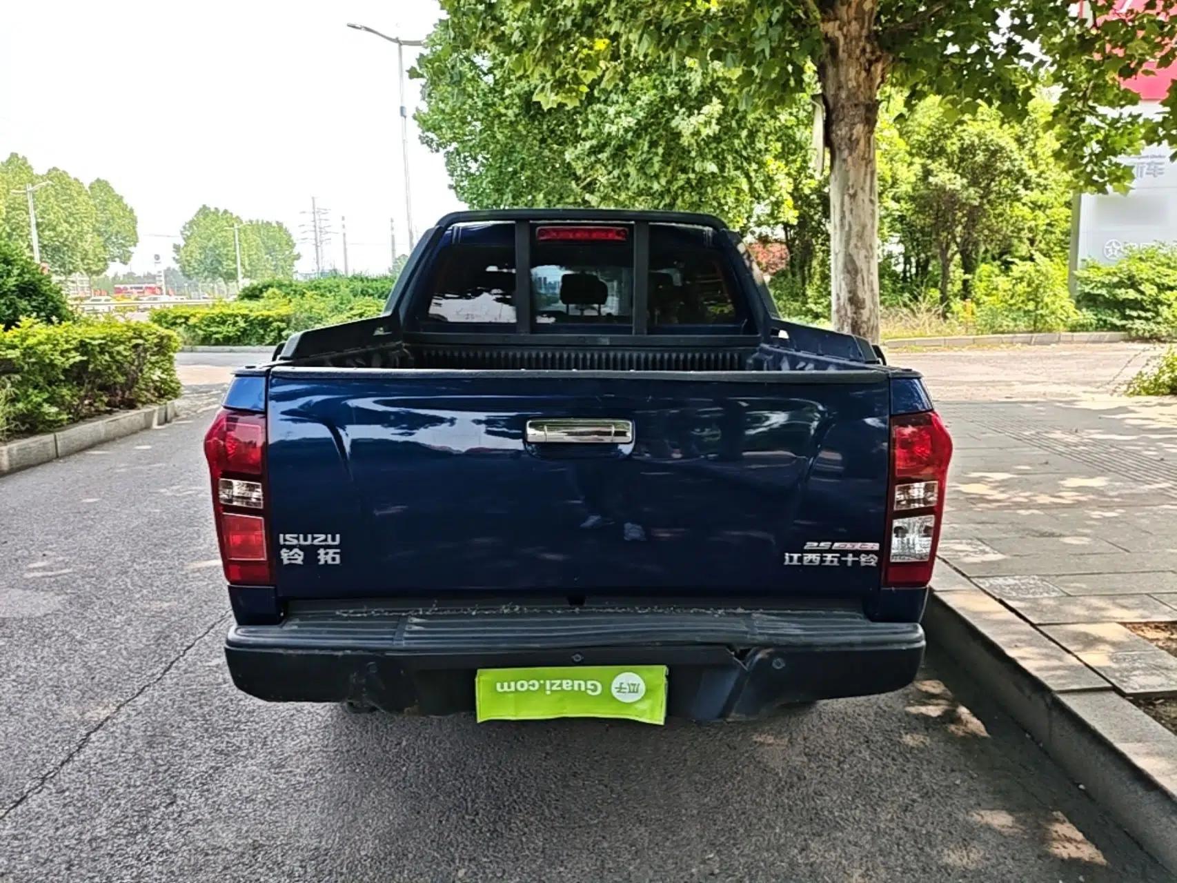 Isuzu D-MAX 2019 2.5T Two-Wheel Drive Manual Navigation Edition China VI Standard Extended Version JE4D25Q6A — миниатюра 3