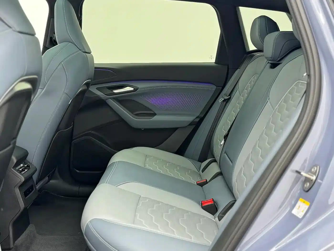 Audi Q6L e-tron 2026 First Edition — миниатюра 12