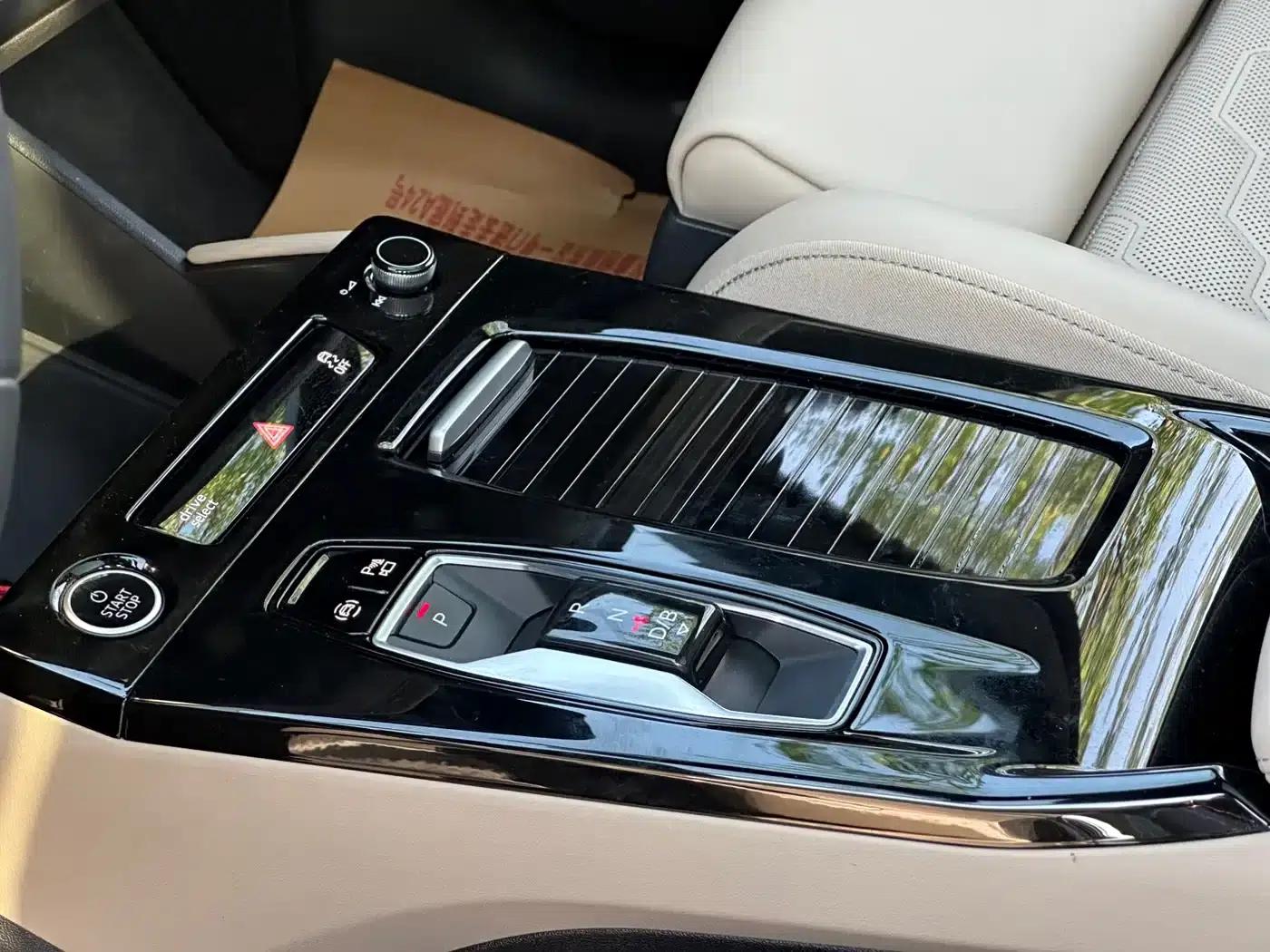 Audi Q6L e-tron 2026 First Edition — миниатюра 15
