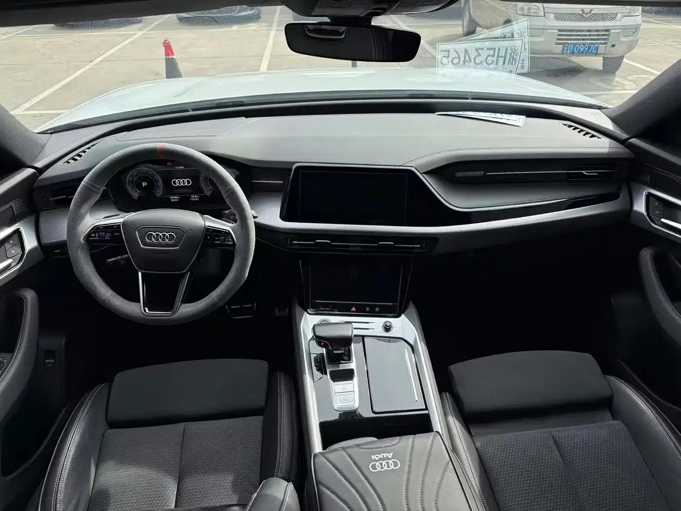 Audi Q6 2023 45 TFSI quattro Qiyun Edition Flying Rider Package — миниатюра 6