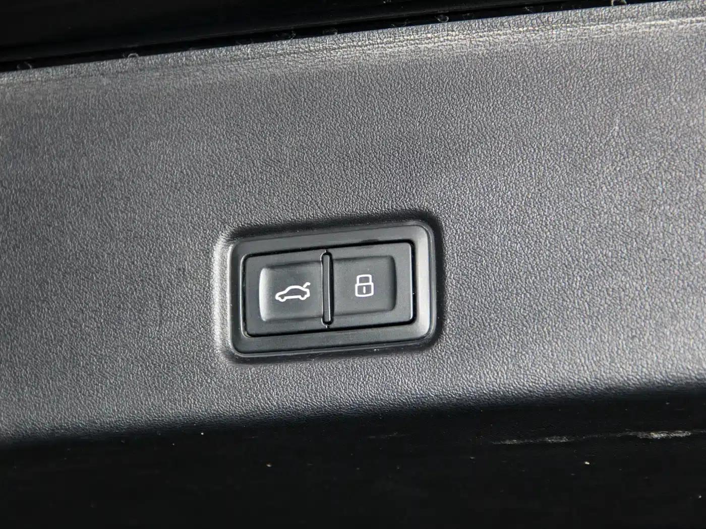 Audi Q6 2024 40 TFSI quattro Cloud View Edition, Feathered Forest Package, 7-seater — миниатюра 40