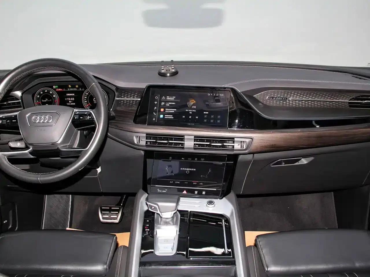 Audi Q6 2024 40 TFSI quattro Cloud View Edition, Feathered Forest Package, 7-seater — миниатюра 5