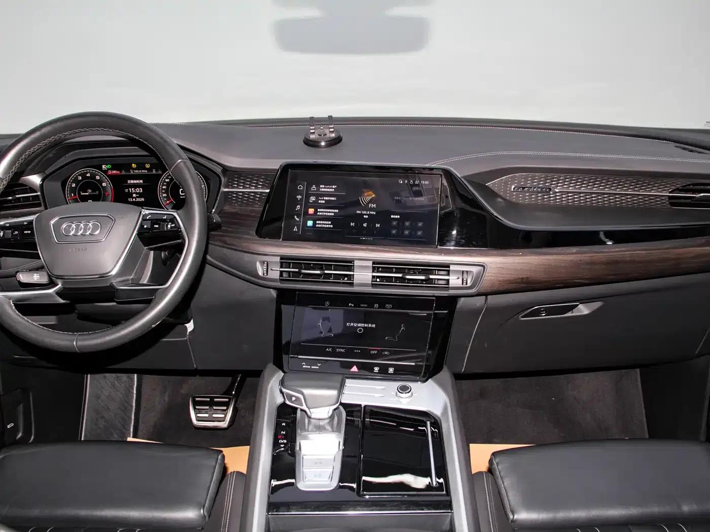 Audi Q6 2024 40 TFSI quattro Cloud View Edition, Feathered Forest Package, 7-seater — миниатюра 42