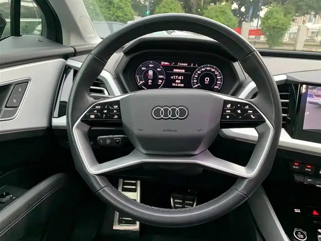 Audi Q5 e-tron 2023 Model 40 e-tron Shining Edition - Premium Outfit — миниатюра 12
