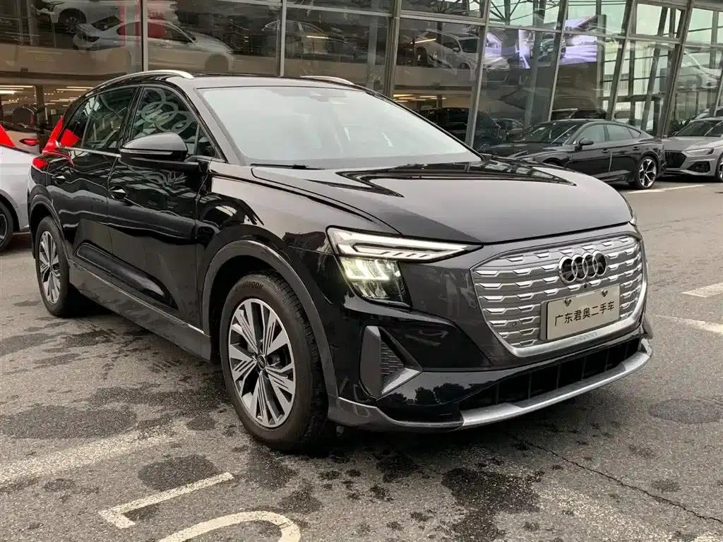 Audi Q5 e-tron 2023 Model 40 e-tron Shining Edition - Premium Outfit — миниатюра 15