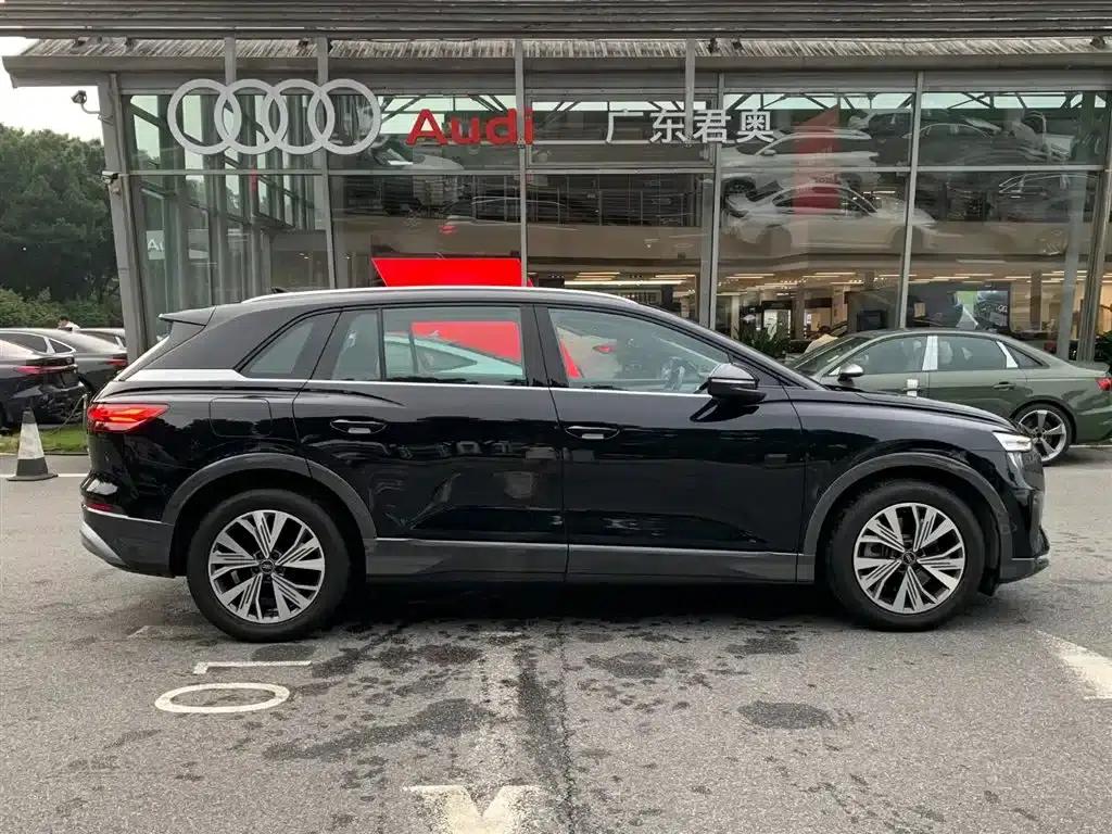 Audi Q5 e-tron 2023 Model 40 e-tron Shining Edition - Premium Outfit — миниатюра 7