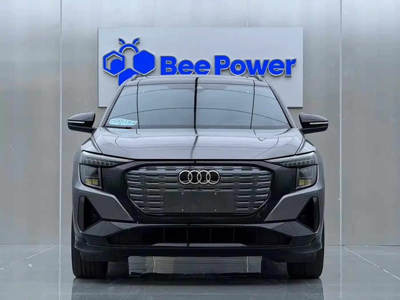 Audi Q5 e-tron 2022 Model 40 e-tron Starry Sky Edition Mech Suit Sun Chaser Edition — миниатюра 2