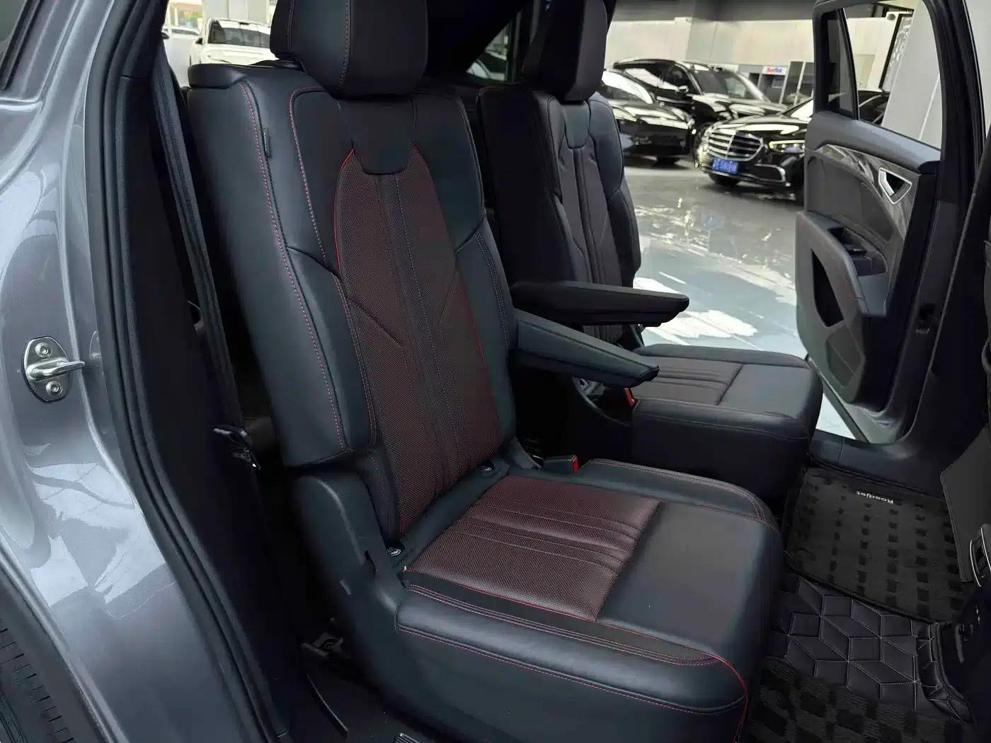 Audi Q5 e-tron 2022 Model 40 e-tron Starry Sky Edition Mech Suit Sun Chaser Edition — миниатюра 24