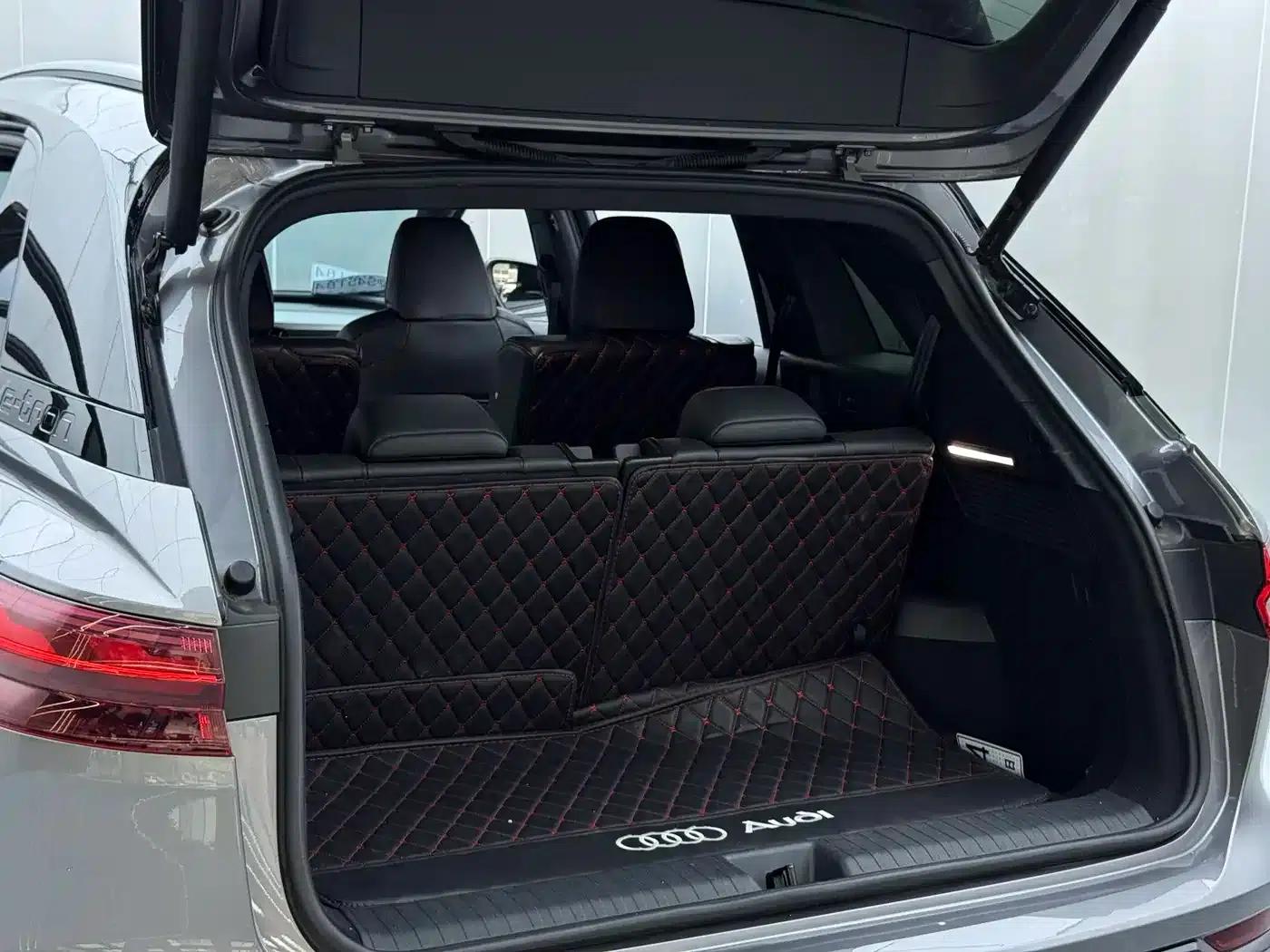Audi Q5 e-tron 2022 Model 40 e-tron Starry Sky Edition Mech Suit Sun Chaser Edition — миниатюра 26