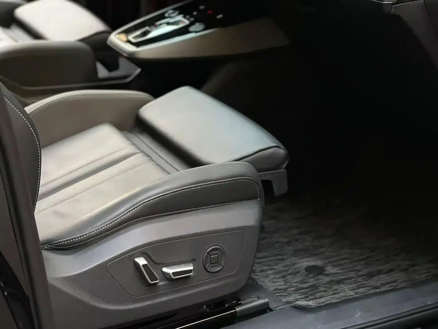 Audi Q5 e-tron 2023 Model 40 e-tron Shining Edition - Premium Outfit — миниатюра 8