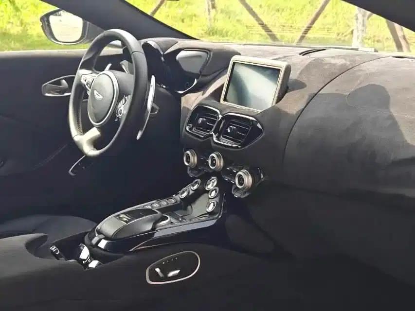 2018 V8 Vantage 4.0T V8 Coupe — миниатюра 6