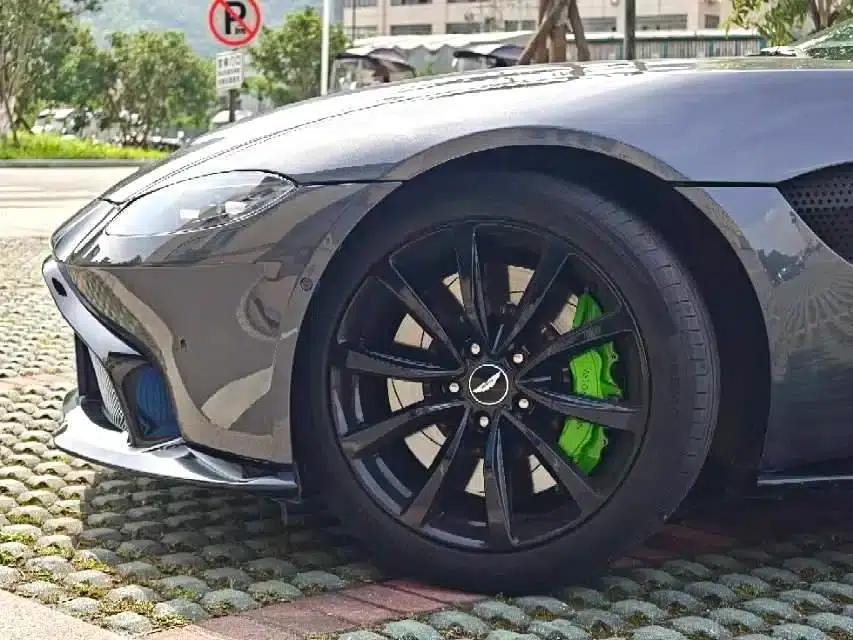 2018 V8 Vantage 4.0T V8 Coupe — миниатюра 8