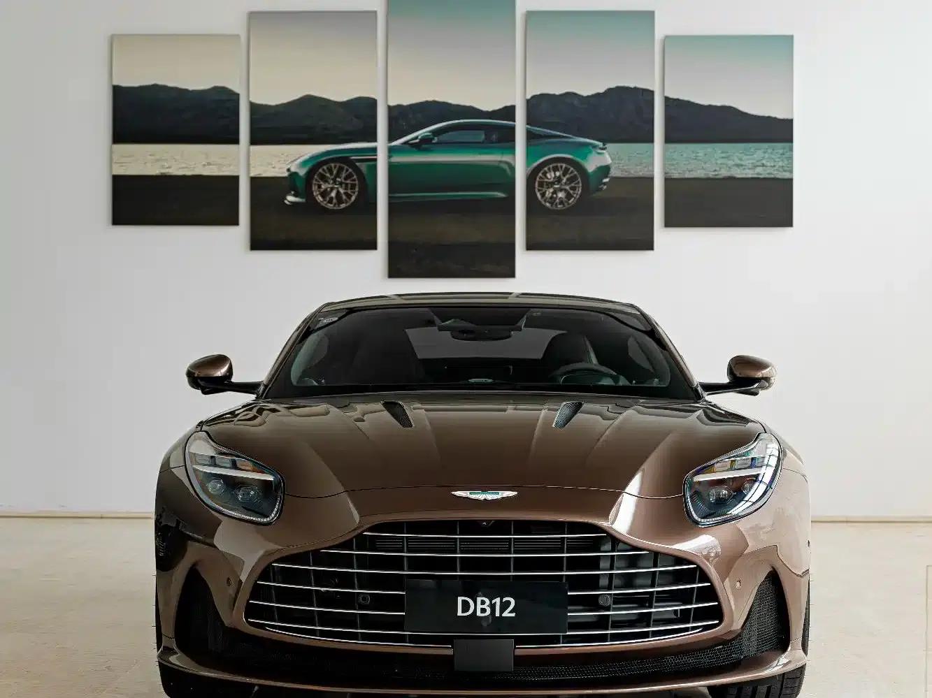 Aston Martin DB12 2025 4.0T V8 Coupe — миниатюра 1