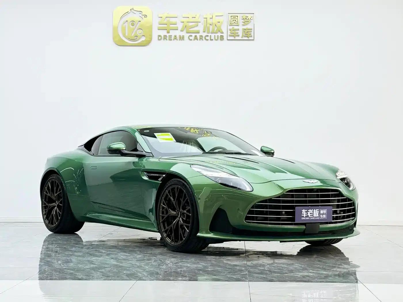 Aston Martin DB12 2025 4.0T V8 Coupe — миниатюра 3