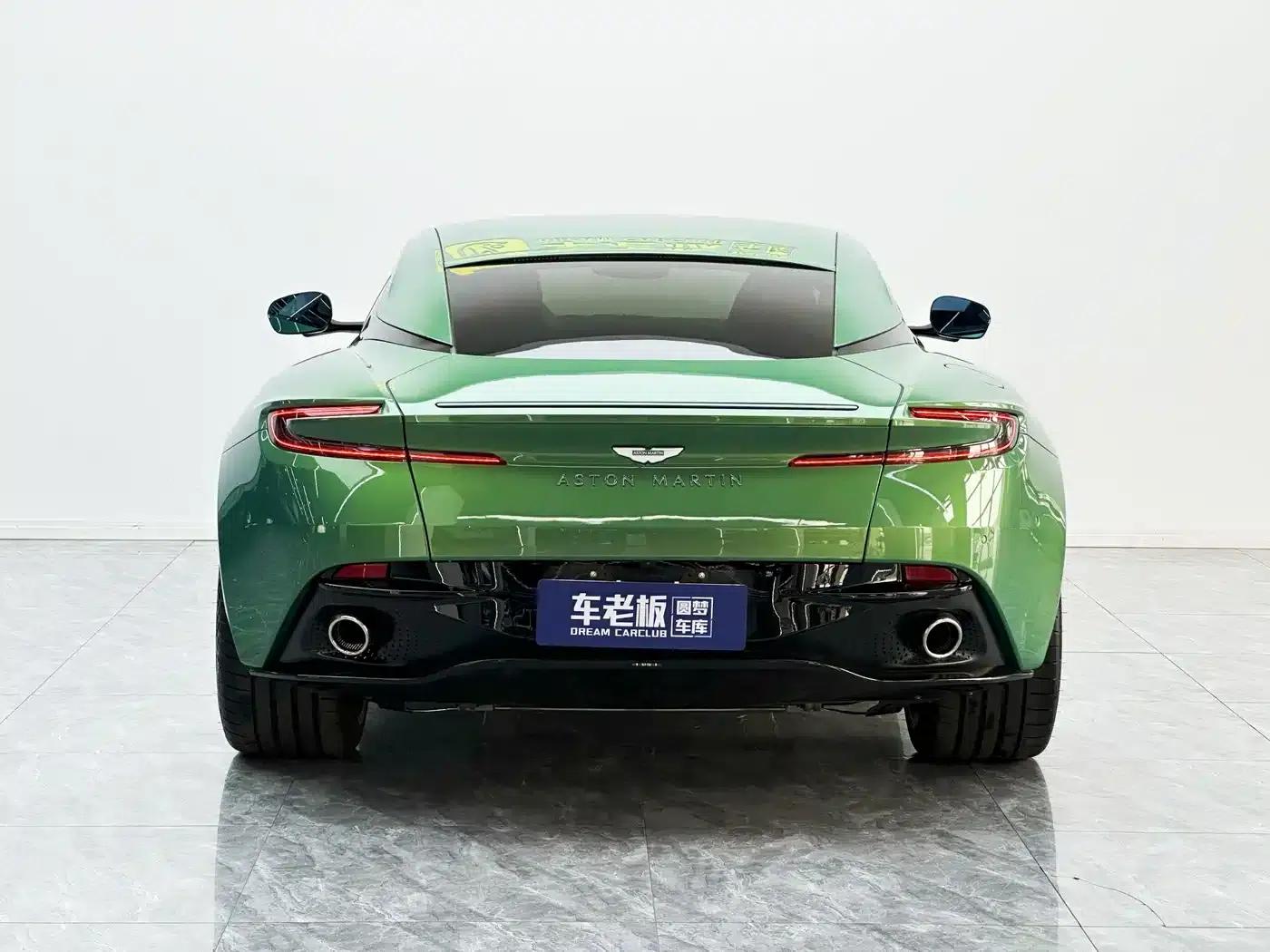 Aston Martin DB12 2025 4.0T V8 Coupe — миниатюра 5