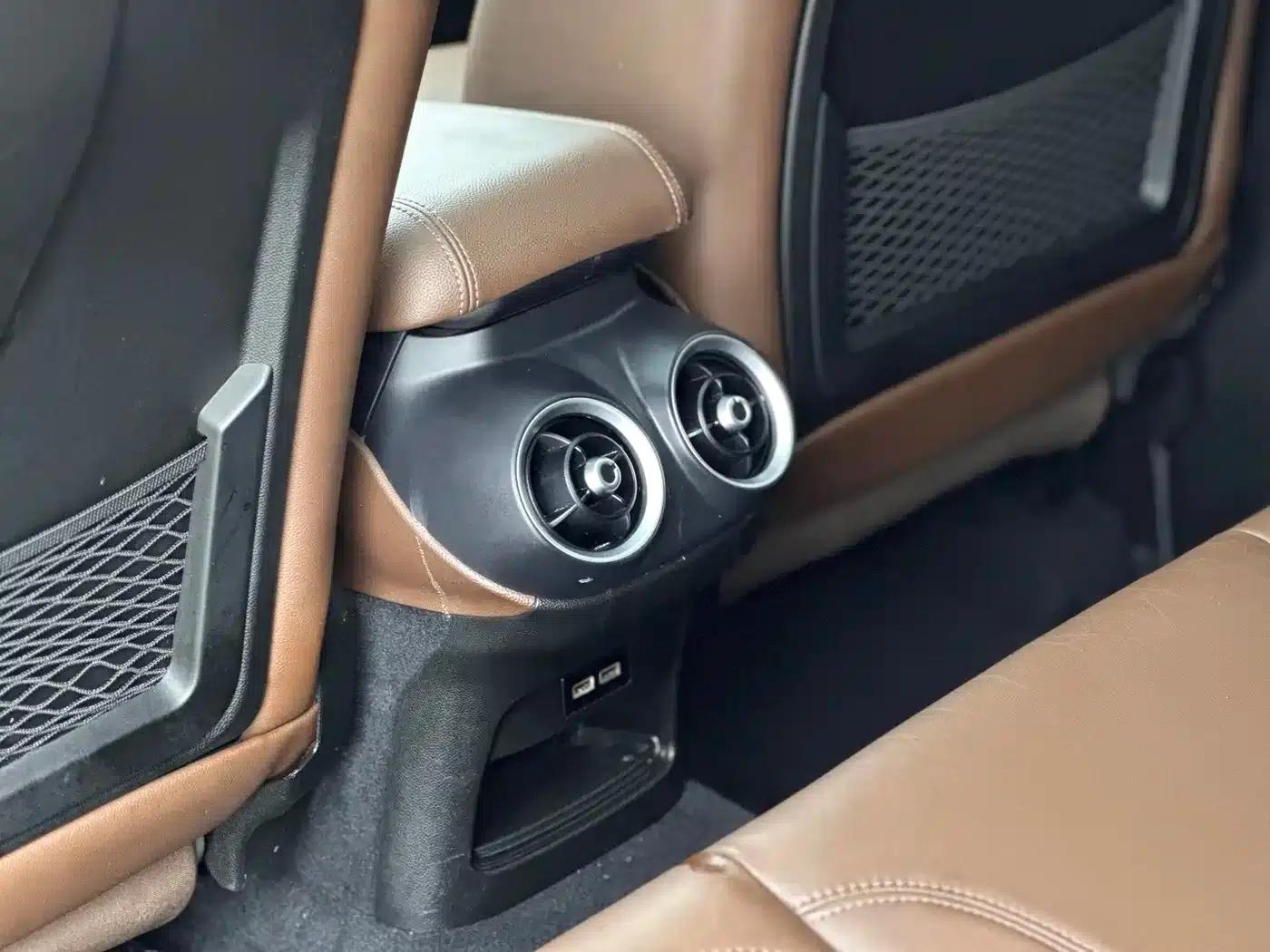 2017 Stelvio 2.0T 200HP Elite Edition — миниатюра 14