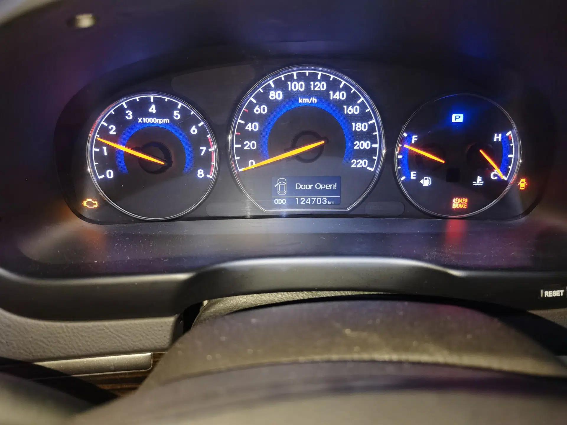 Hyundai Santa Fe Classic 2010 2.4 Luxury Edition 7-Seater Four-Wheel Drive — миниатюра 13