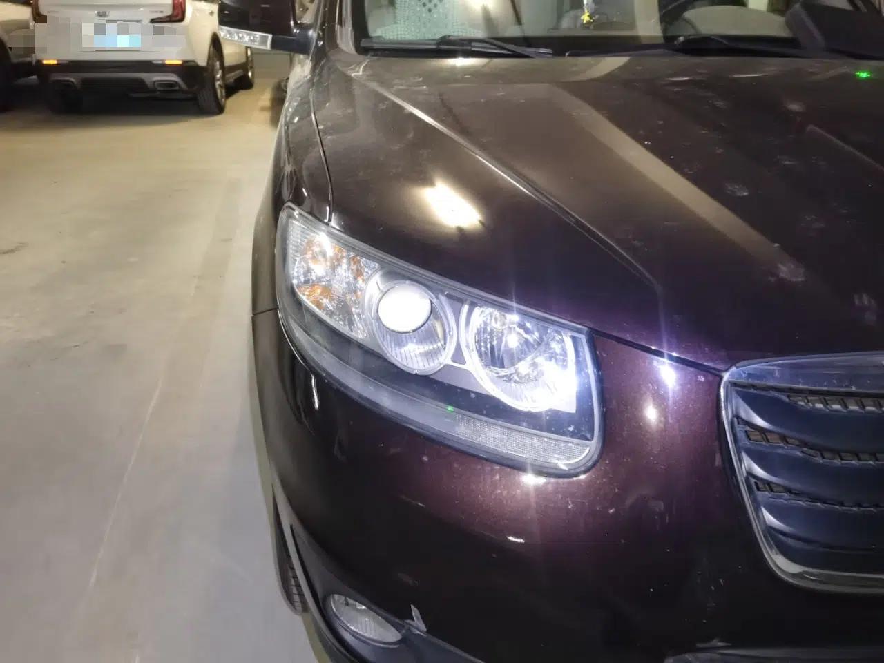 Hyundai Santa Fe Classic 2010 2.4 Luxury Edition 7-Seater Four-Wheel Drive — миниатюра 7