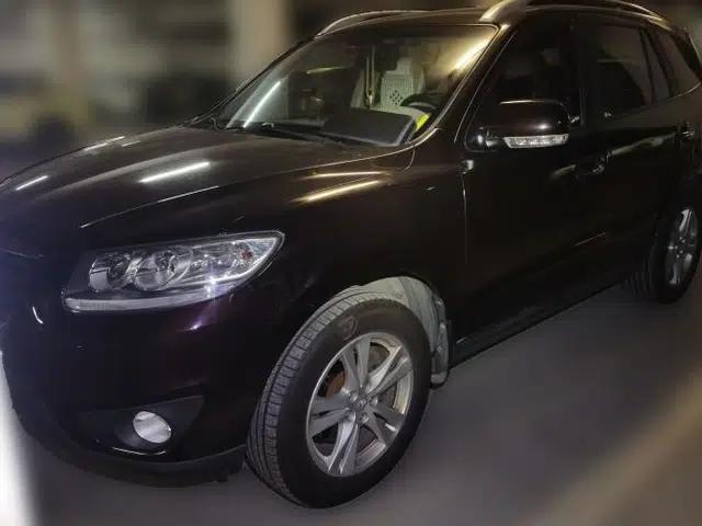 Hyundai Santa Fe Classic 2010 2.4 Luxury Edition 7-Seater Four-Wheel Drive