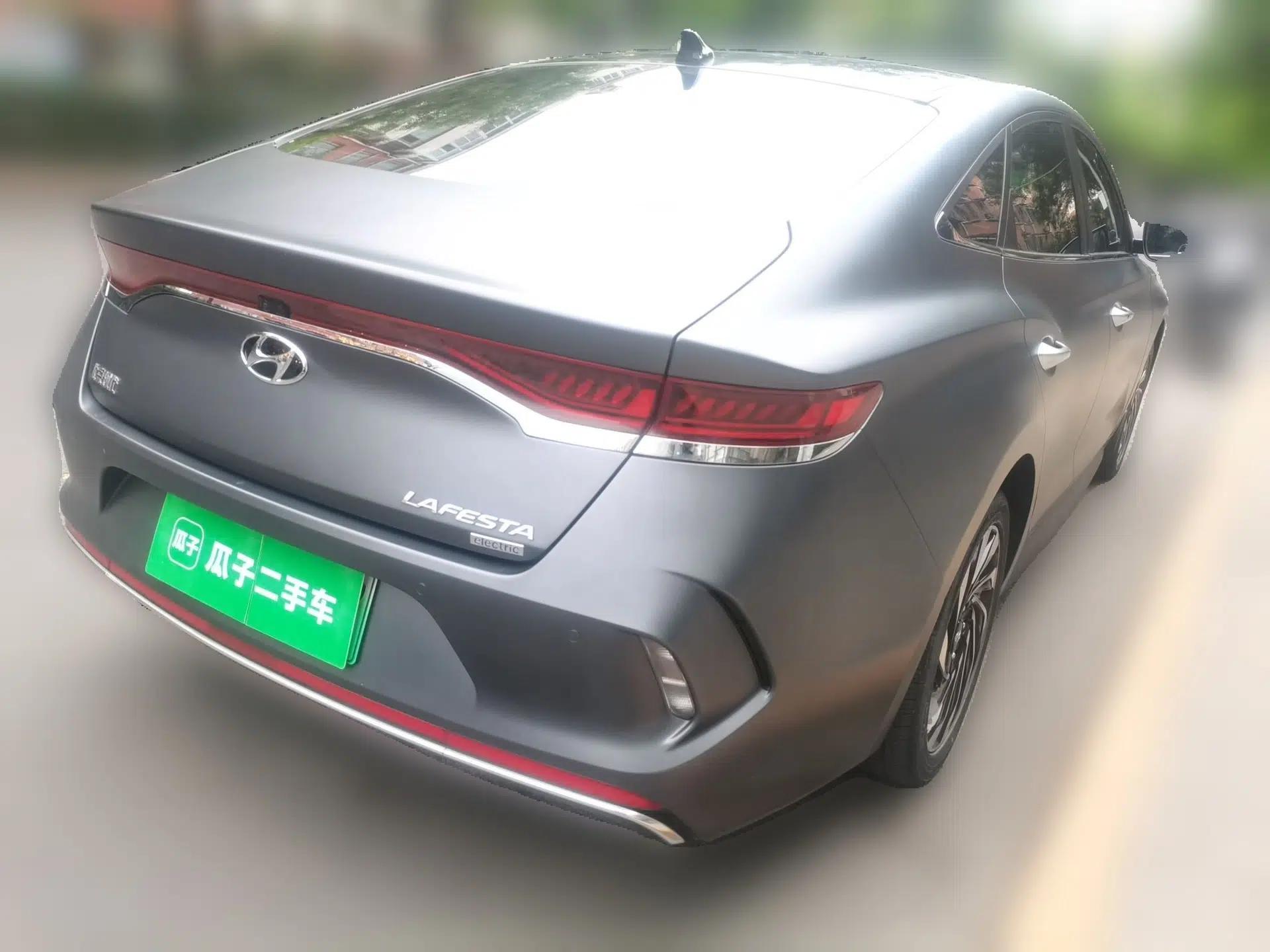 Hyundai Lafesta Electric 2020 DLX Enjoyment Edition — миниатюра 6