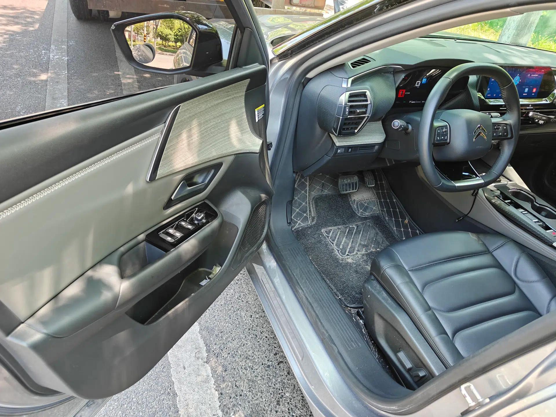 Citroen C5 X 2023 1.6T Enjoy the Extraordinary — миниатюра 17