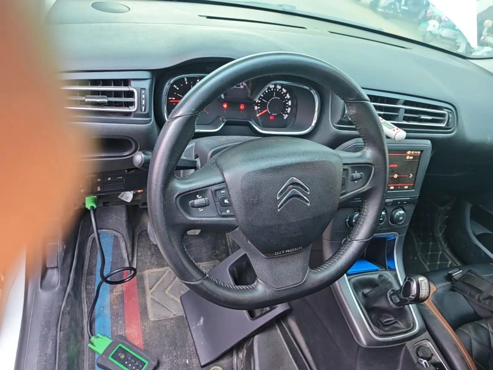 Citroen C4 Sega 2018 1.6L Manual Luxury Model — миниатюра 14