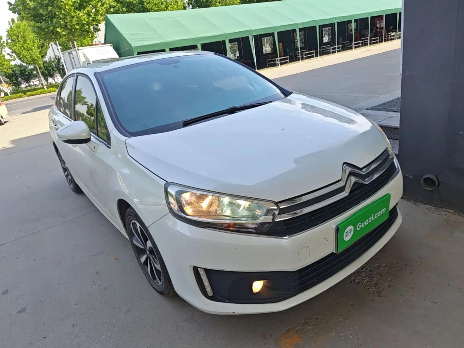 Citroen C4 Sega 2018 1.6L Manual Luxury Model — миниатюра 3