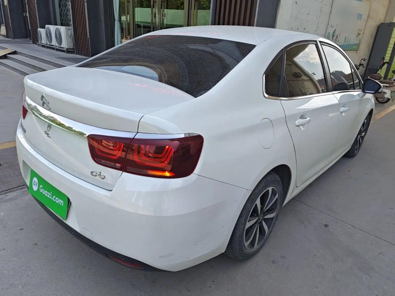 Citroen C4 Sega 2018 1.6L Manual Luxury Model — миниатюра 6