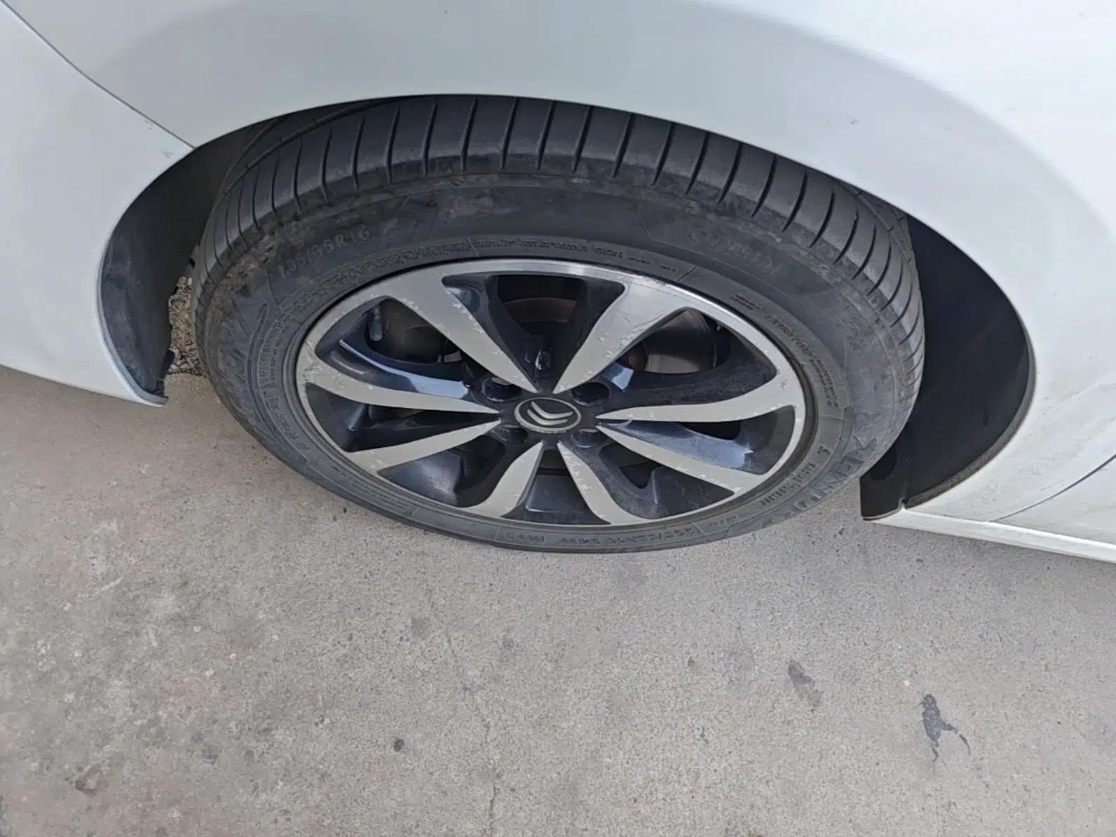 Citroen C4 Sega 2018 1.6L Manual Luxury Model — миниатюра 8