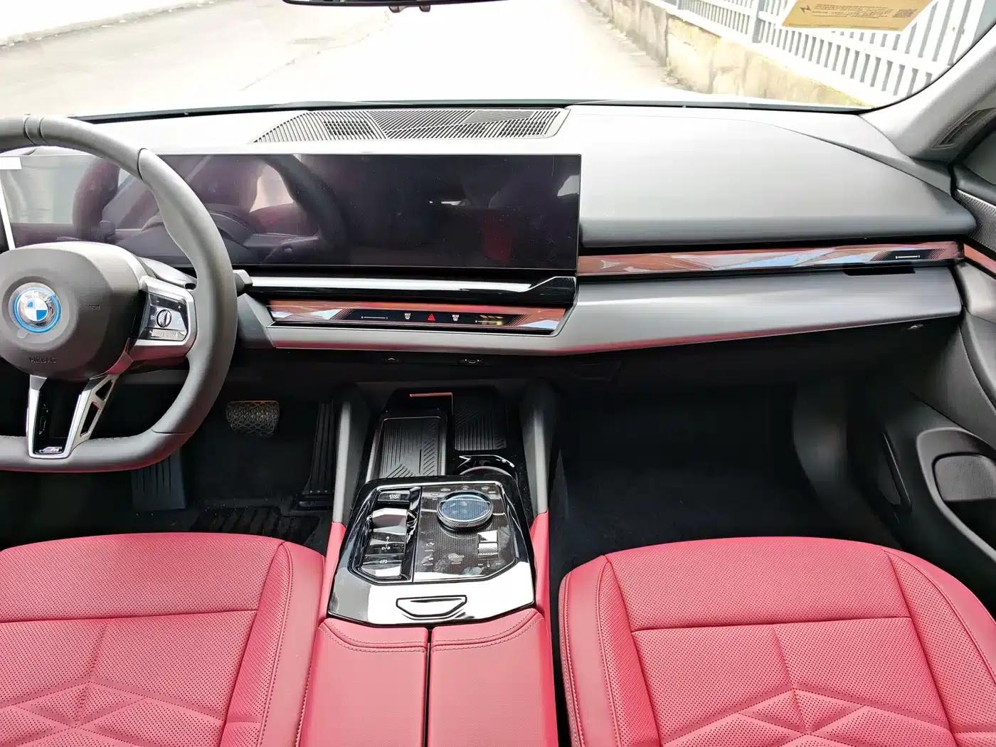 BMW i5 2025 eDrive 40L M Sport Package — миниатюра 7
