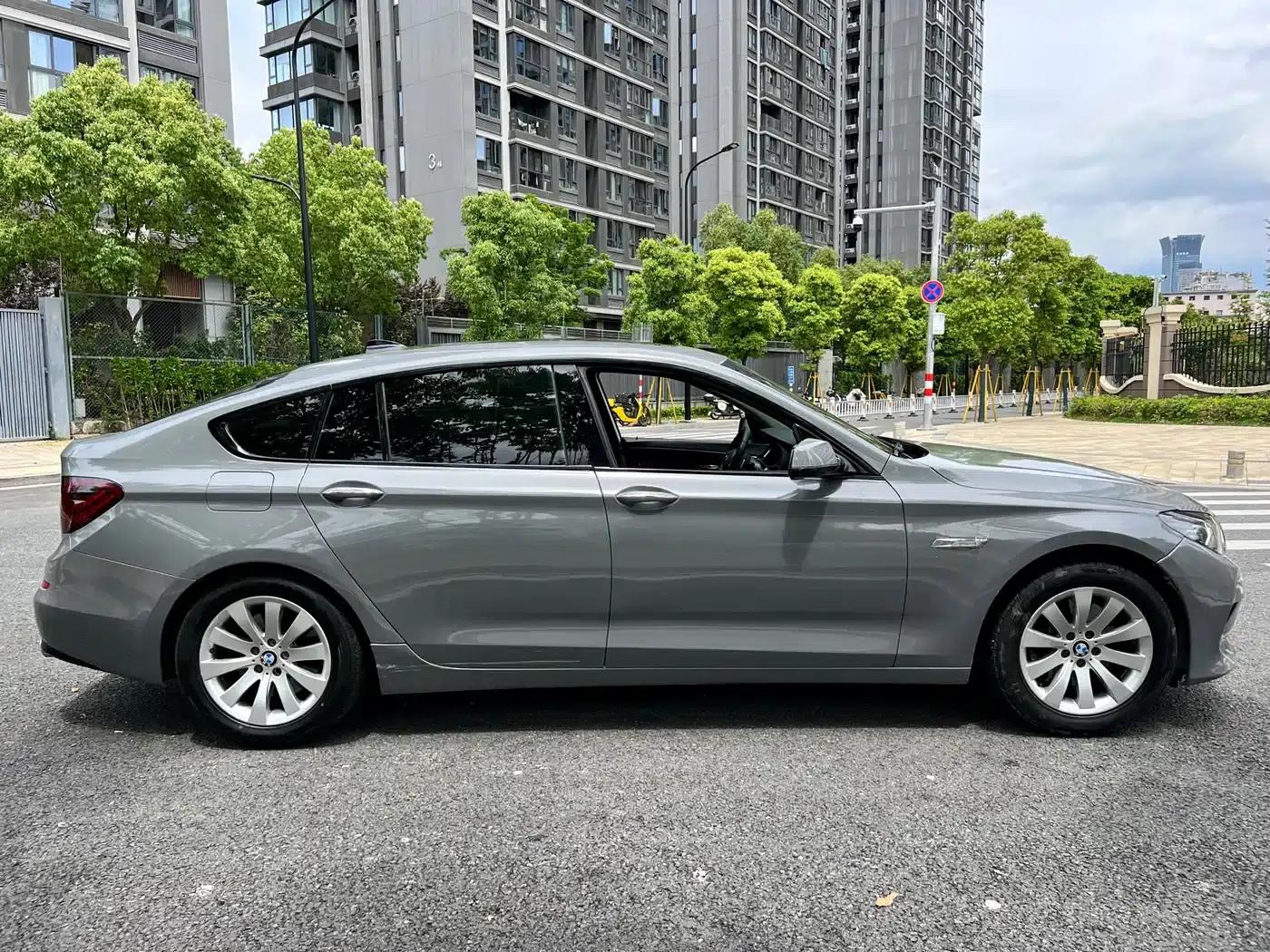 BMW 5 Series GT 2010 535i Leading Edition — миниатюра 4