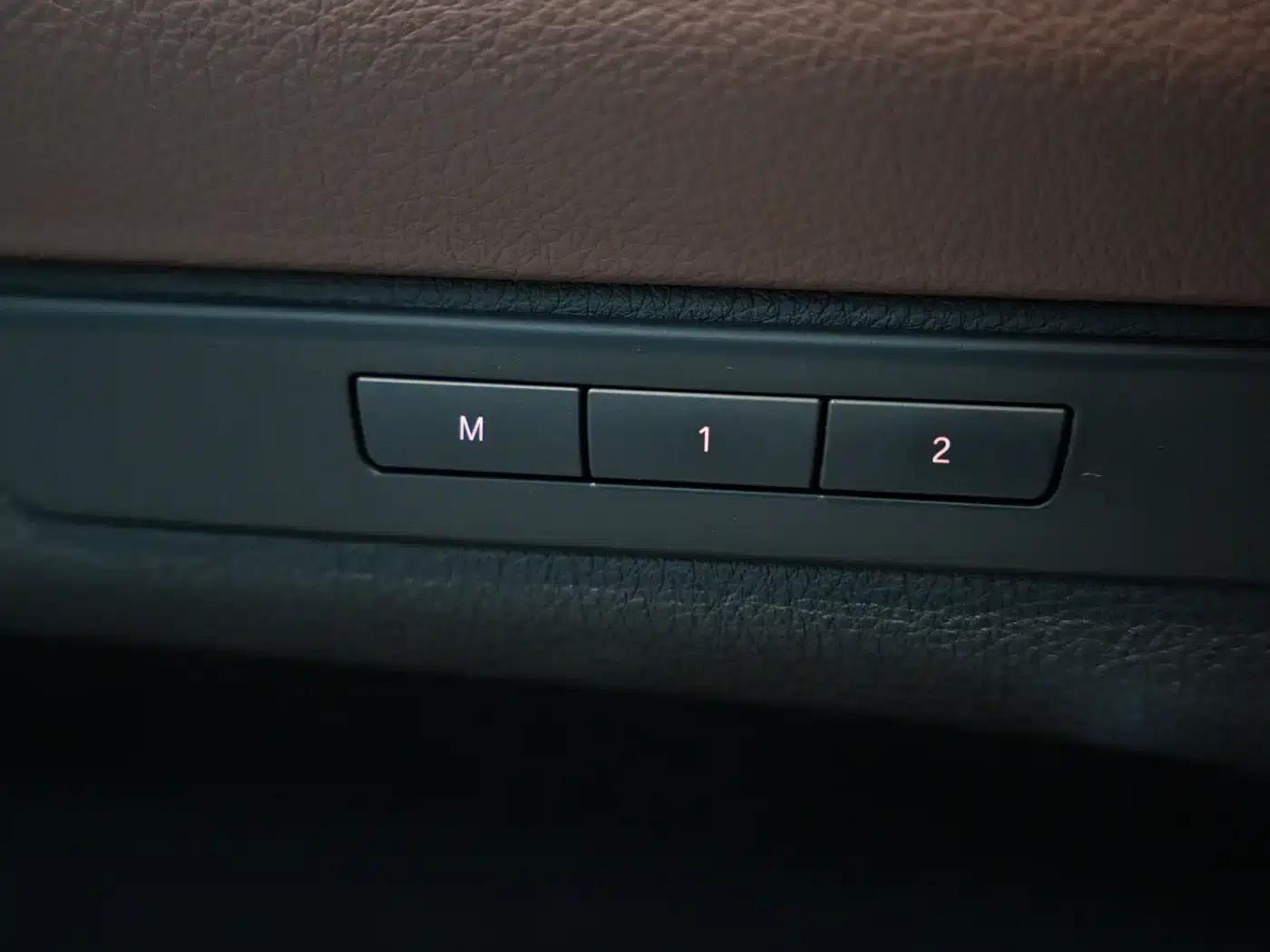 BMW 5 Series GT 2014 535i Leading Edition — миниатюра 11