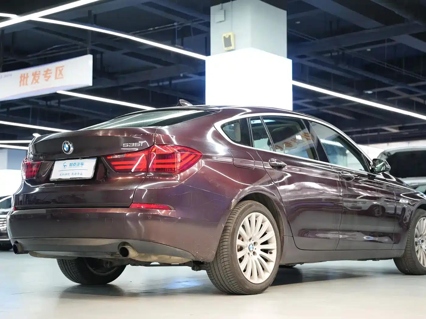 BMW 5 Series GT 2014 535i Leading Edition — миниатюра 24