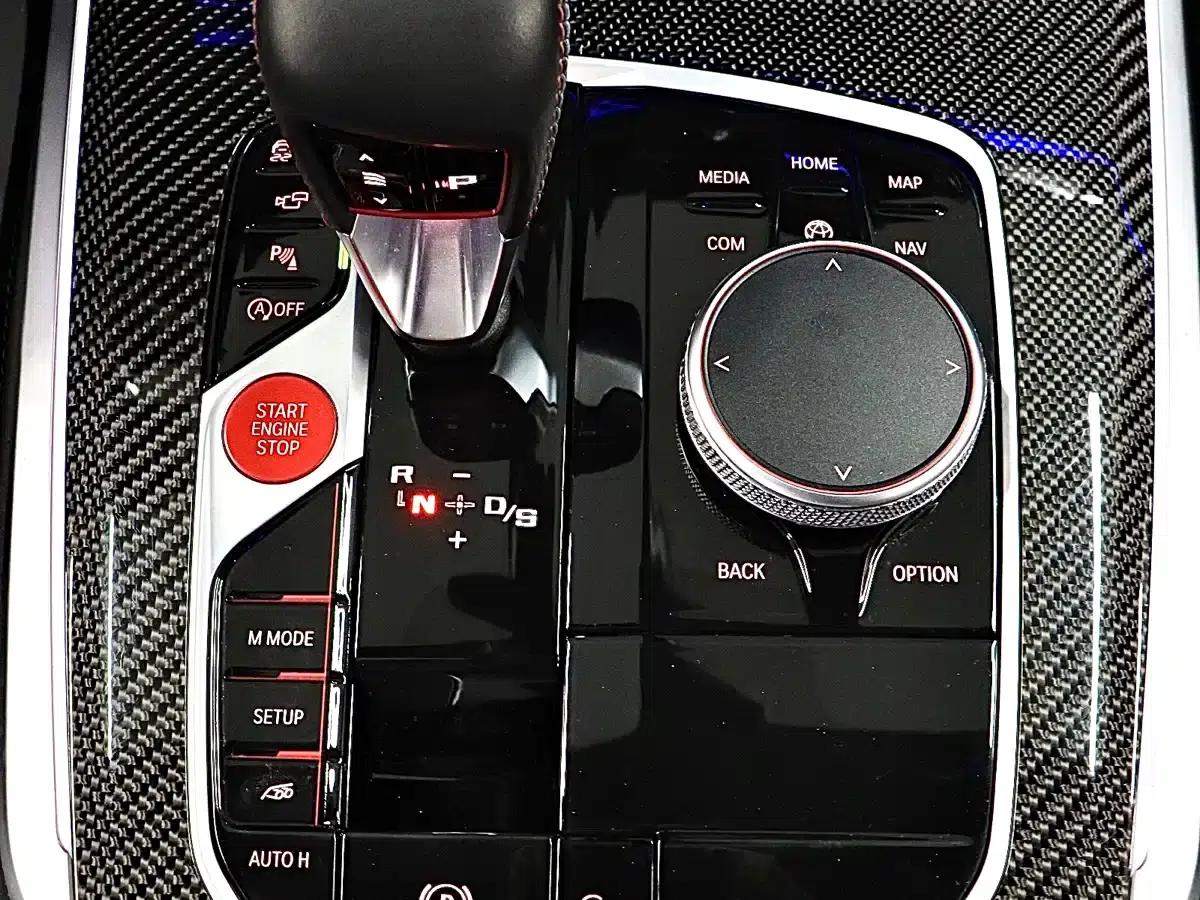 2020 BMW X5 M — миниатюра 20