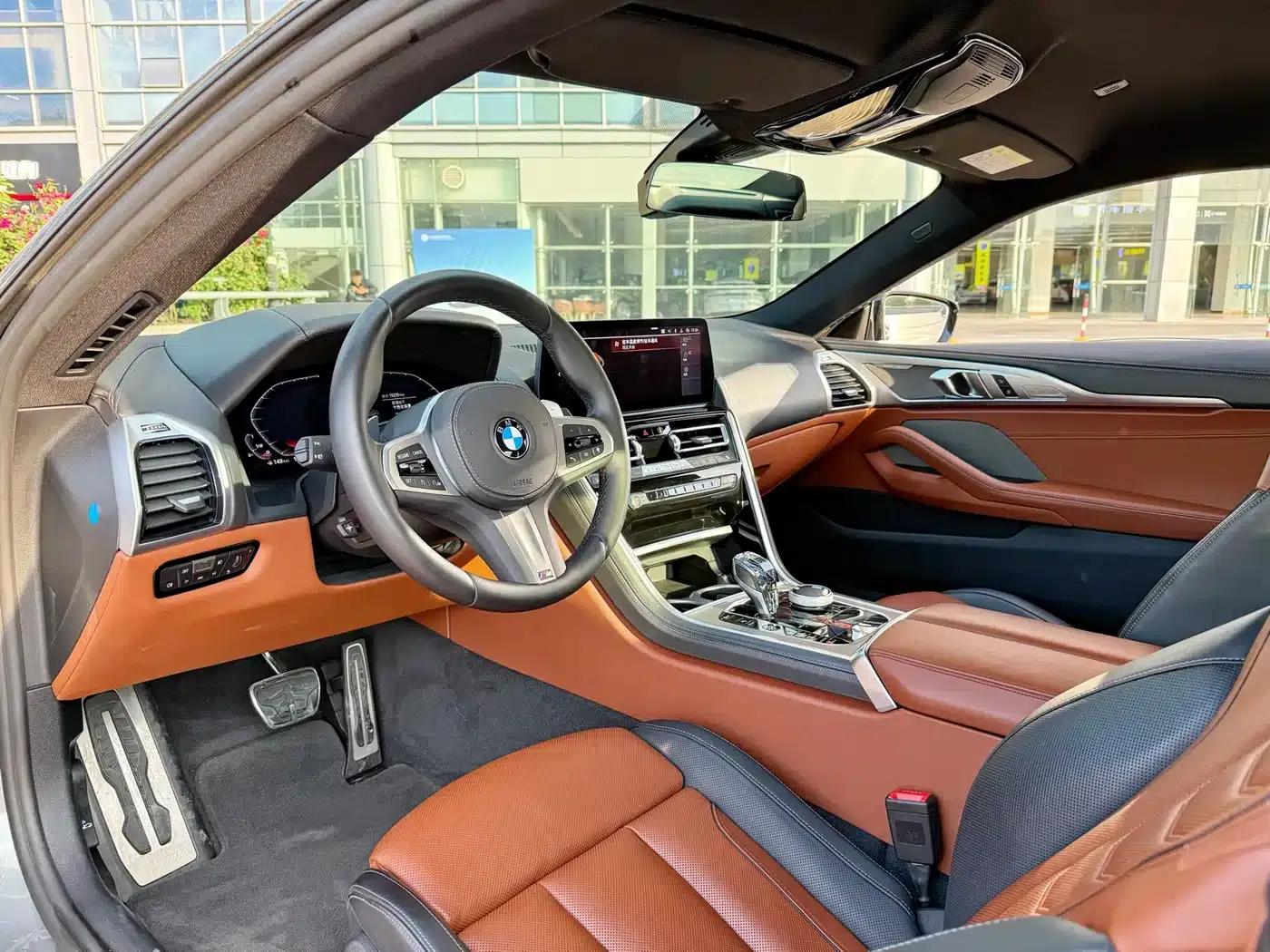 2022 BMW 8 Series 840i Coupe M Sport Package — миниатюра 6