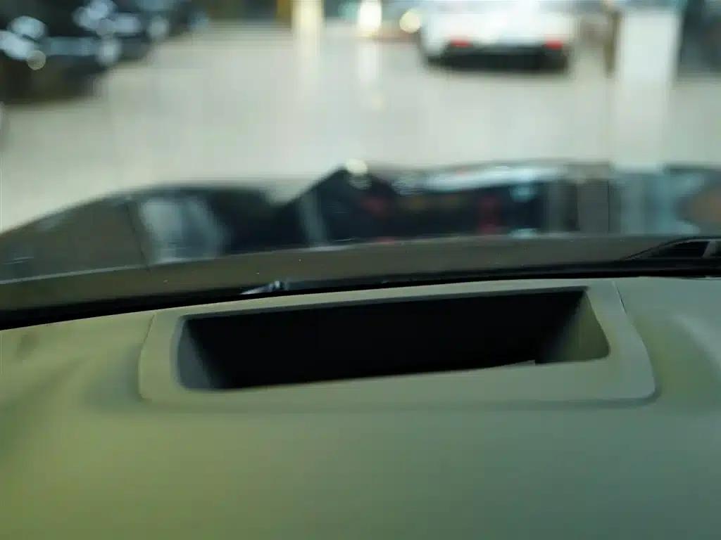 2022 BMW X6 M — миниатюра 15