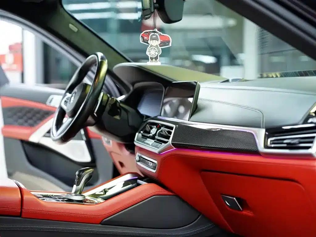 2022 BMW X6 M — миниатюра 44