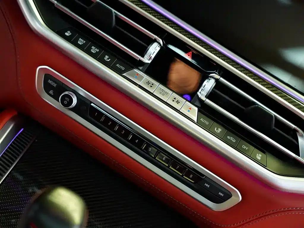 2022 BMW X6 M — миниатюра 51