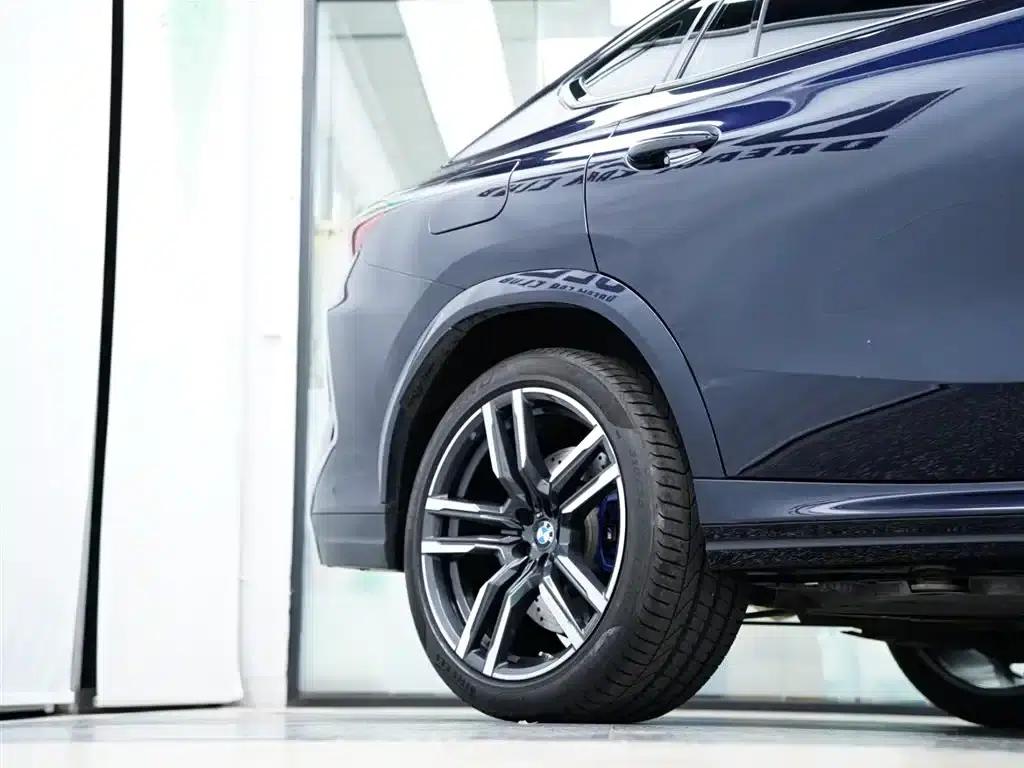 2022 BMW X6 M — миниатюра 54