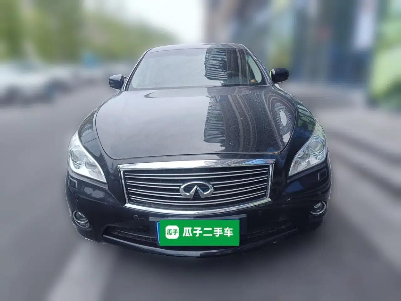 Infiniti Q70 2013 Q70L 2.5L Comfort Edition — миниатюра 2