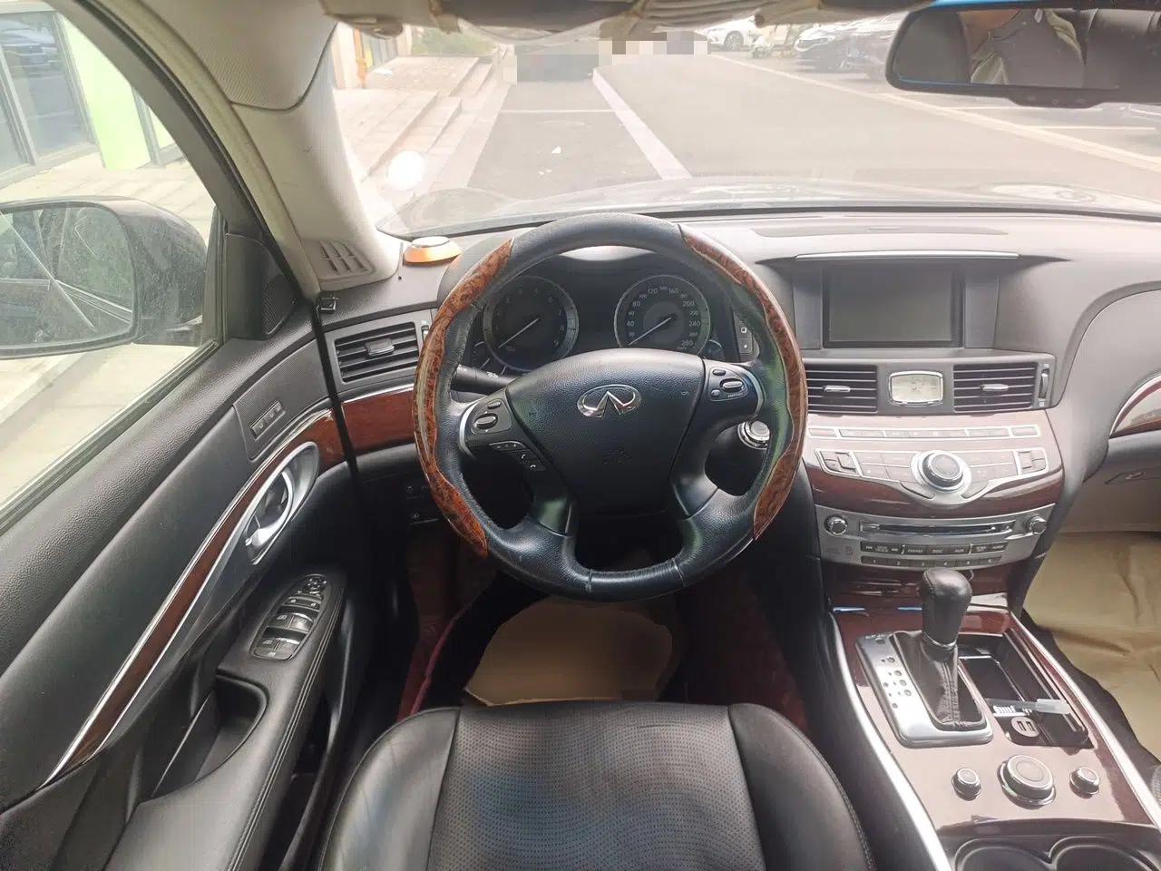 Infiniti Q70 2013 Q70L 2.5L Comfort Edition — миниатюра 11
