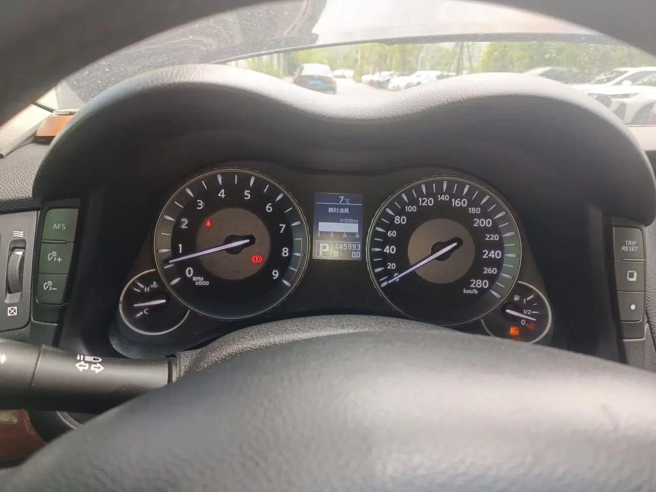 Infiniti Q70 2013 Q70L 2.5L Comfort Edition — миниатюра 12