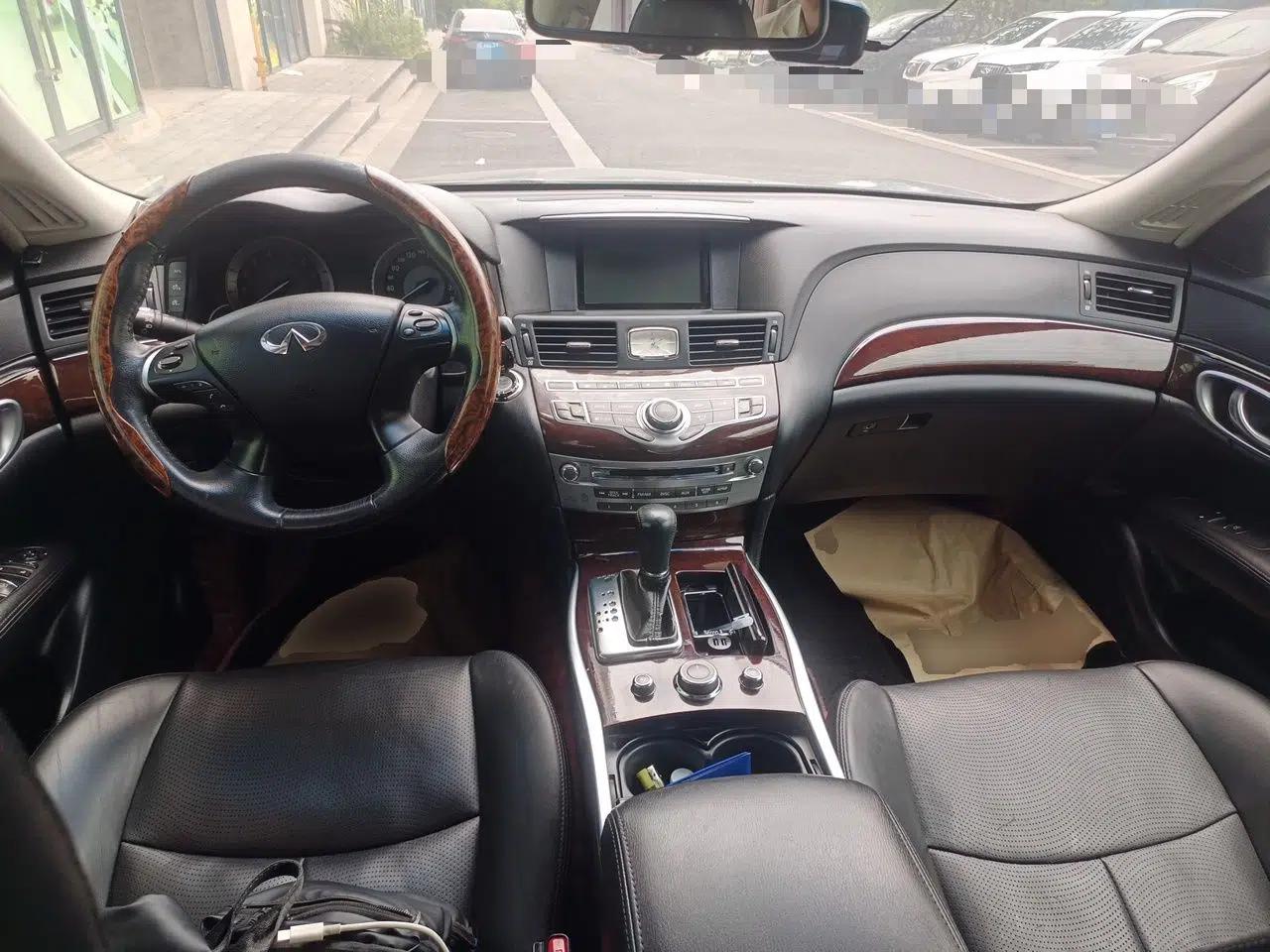Infiniti Q70 2013 Q70L 2.5L Comfort Edition — миниатюра 10