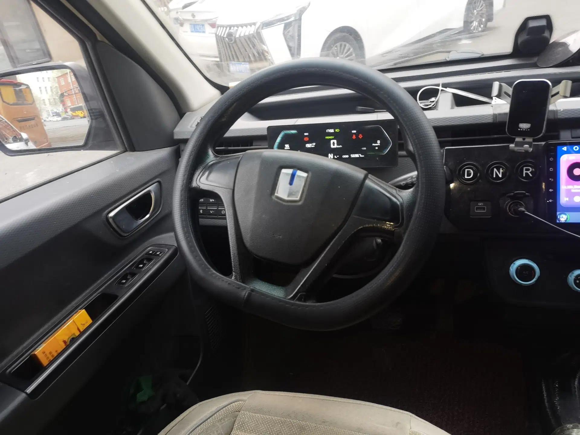 Farizon Xingxiang V 2023 V6E Ningde Times 38.64 kWh Value Edition — миниатюра 9