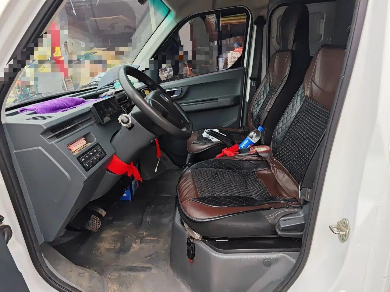 Farizon Xingxiang V 2023 V6E Zhonghang Lithium Battery 38.64kWh Value Edition — миниатюра 16