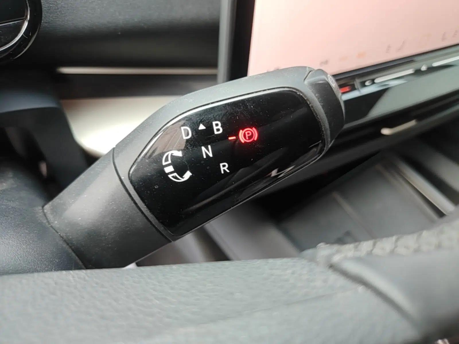 Volkswagen ID.UNYX 2024 Ultra Long-Range Version — миниатюра 16