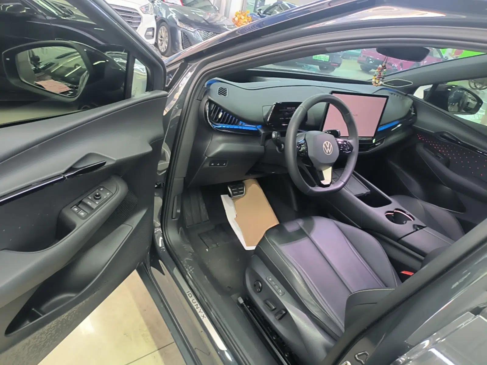Volkswagen ID.UNYX 2024 Ultra Long-Range Version — миниатюра 19